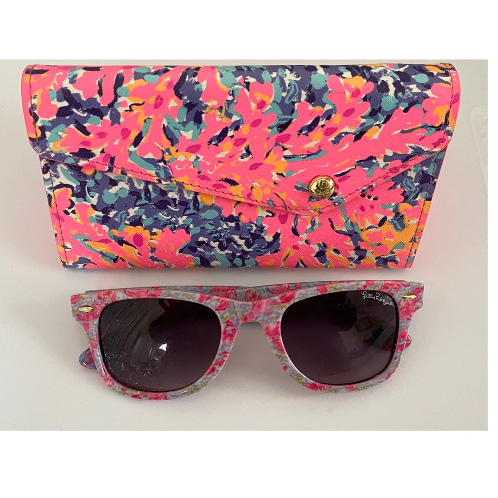 Lilly Pulitzer Sunglasses and Case